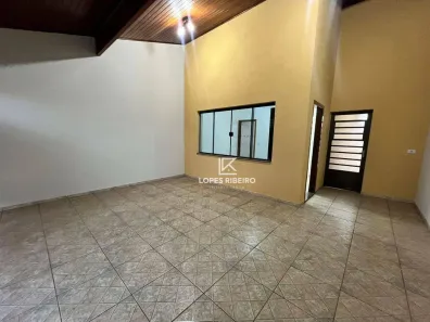 Casa com 2 Quartos para alugar, 110m² no Jardim São Francisco, Santa Bárbara D'Oeste