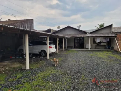 Casa com 3 Quartos à venda, 100m² no Pirabeiraba (Pirabeiraba), Joinville