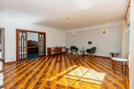 Casa com 3 Quartos à venda, 212m² no Mirandópolis, São Paulo