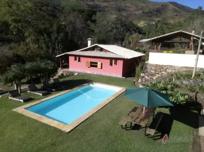 Casa com 3 Quartos à venda, 180m² no Araras, Petrópolis