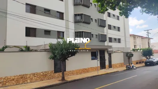 Apartamento com 3 Quartos para alugar, 222m² no São José, Franca