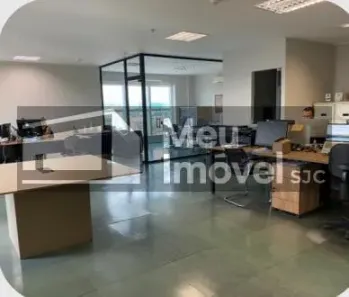 Sala Comercial para alugar, 202m² no Jardim São Dimas, São José dos Campos