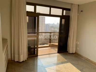 Apartamento com 3 Quartos para alugar, 415m² no Martins, Uberlândia