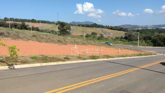 Lote/Terreno à venda, 360m² no Cachoeira, Atibaia