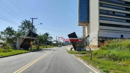 Lote/Terreno à venda, 538m² no Lagoa, Macaé