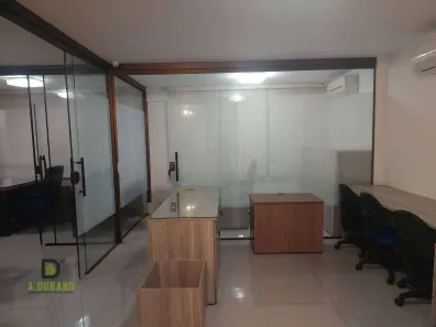 Ponto Comercial para alugar, 51m² no Del Castilho, Rio de Janeiro