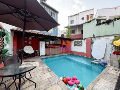 Casa com 4 Quartos à venda, 400m² no Ponta D'Areia, Niterói