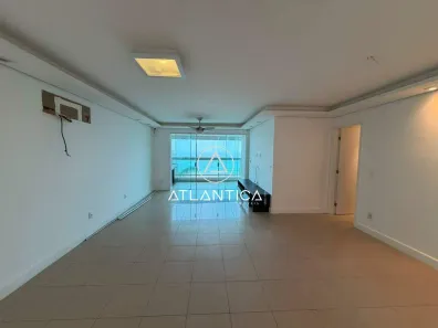 Apartamento com 3 Quartos para alugar, 160m² no Praia do Pecado, Macaé