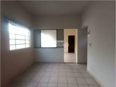 Prédio Comercial para alugar, 95m² no Nossa Senhora Aparecida, Uberlândia