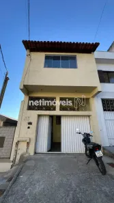 Casa com 2 Quartos para alugar, 70m² no Bom Jesus, Contagem