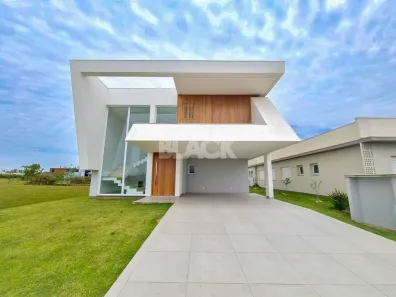 Casa de Condomínio com 4 Quartos à venda, 330m² no Centenário, Torres