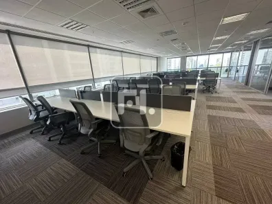 Sala Comercial para alugar, 212m² no Vila São Francisco (Zona Sul), São Paulo