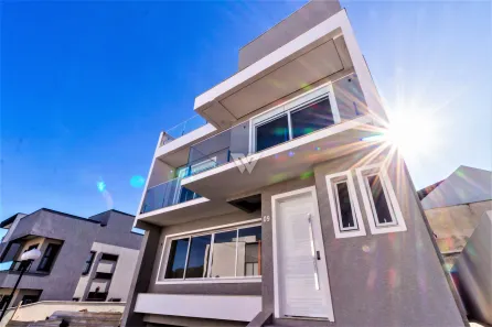 Casa de Condomínio com 4 Quartos à venda, 337m² no Campo Comprido, Curitiba