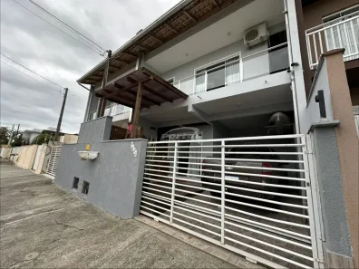 Casa com 2 Quartos para alugar, 83m² no Itacolomi, Balneário Piçarras