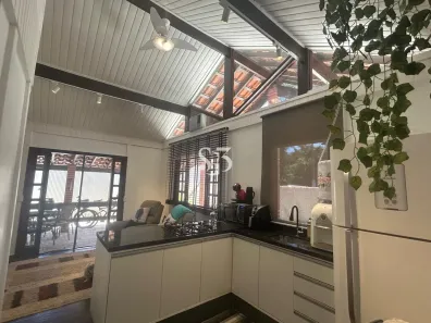 Casa de Condomínio com 6 Quartos à venda, 200m² no Guaratuba, Bertioga