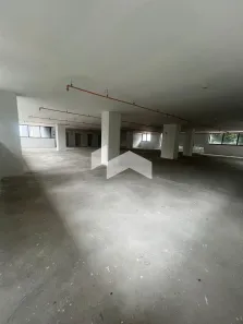 Sala Comercial à venda, 526m² no Mossunguê, Curitiba