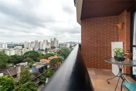 Apartamento com 3 Quartos à venda, 130m² no Pinheiros, São Paulo