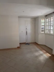 Casa de Condomínio com 3 Quartos para alugar, 150m² no Parque Assunção, Taboão da Serra