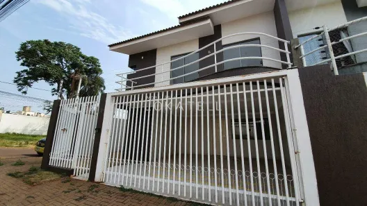 Sobrado com 4 Quartos à venda, 126m² no Parque Verde, Cascavel