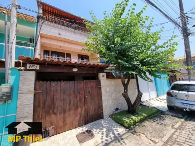 Casa de Condomínio com 4 Quartos à venda, 131m² no Cosmorama, Mesquita