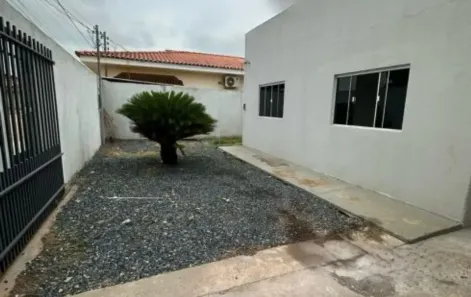 Casa com 3 Quartos para alugar, 160m² no Petrópolis, Várzea Grande