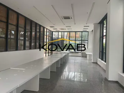 Sala Comercial para alugar, 250m² no Vila Olímpia, São Paulo