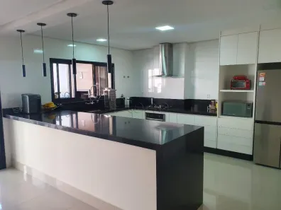 Casa com 4 Quartos à venda, 375m² no Jardim New York, Campinas