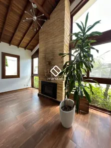 Casa com 4 Quartos à venda, 250m² no Laranjal, Pelotas