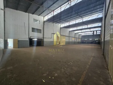 Galpão/Depósito/Armazém à venda, 1600m² no Distrito Industrial Antônio Della - Torre, Franca
