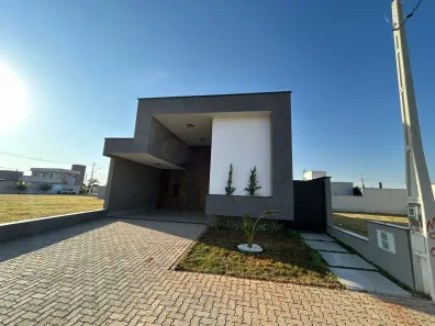Casa de Condomínio com 3 Quartos à venda, 152m² no Mato Alto, Saltinho