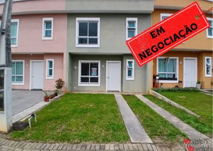 Sobrado com 2 Quartos à venda, 84m² no Novo Mundo, Curitiba