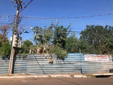 Lote/Terreno à venda, 1300m² no Araés, Cuiabá