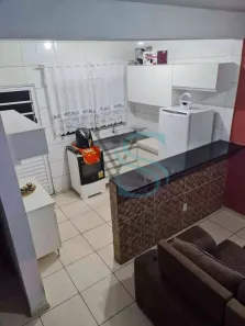Casa com 2 Quartos à venda, 55m² no Lopes de Oliveira, Sorocaba