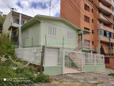 Casa com 3 Quartos à venda, 111m² no Medianeira, Caxias do Sul