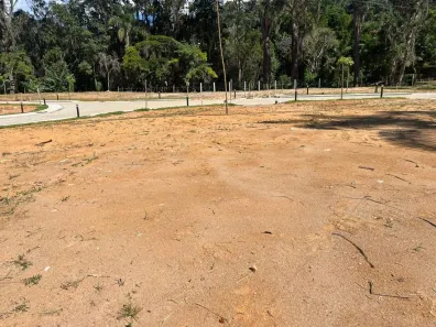 Lote/Terreno à venda, 500m² no Carangola, Petrópolis