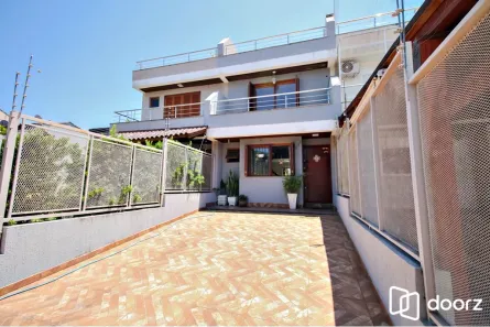Casa com 3 Quartos à venda, 152m² no Guarujá, Porto Alegre