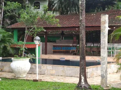 Fazenda/Sítio com 3 Quartos à venda, 400m² no Parque Boneville, Magé