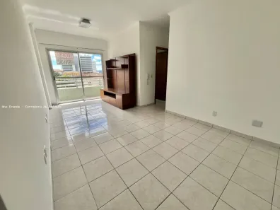 Apartamento com 2 Quartos para alugar, 65m² no Vila Mathias, Santos