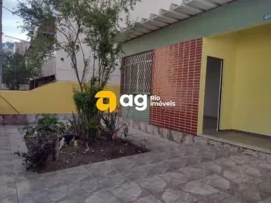 Casa com 2 Quartos à venda, 134m² no Vila Valqueire, Rio de Janeiro
