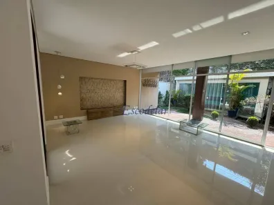 Casa com 5 Quartos para alugar, 550m² no Jardim Cordeiro, São Paulo