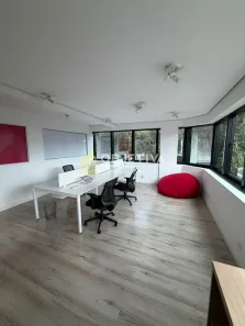 Sala Comercial para alugar, 60m² no Petrópolis, Porto Alegre