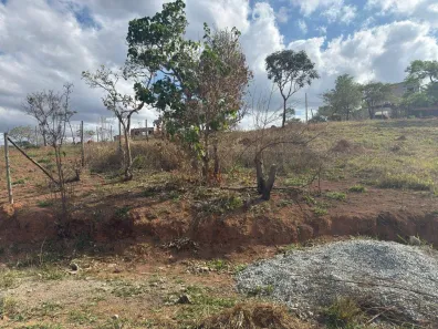 Lote/Terreno à venda, 300m² no Paraíso, Mateus Leme