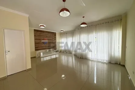 Sobrado com 3 Quartos para alugar, 300m² no Parque Residencial Itapeti, Mogi das Cruzes