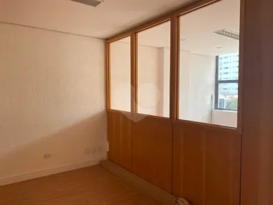 Sala Comercial à venda, 71m² no Cerqueira César, São Paulo