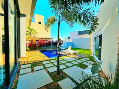 Casa de Condomínio com 4 Quartos à venda, 265m² no Ninho Verde 2, Pardinho