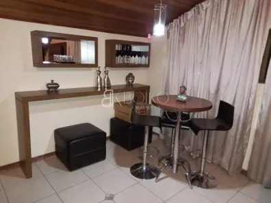 Sobrado com 3 Quartos à venda, 270m² no Novo Mundo, Curitiba