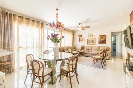 Apartamento com 3 Quartos à venda, 163m² no Jardim do Salso, Porto Alegre