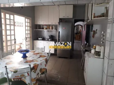 Casa com 3 Quartos à venda, 700m² no Recanto dos Coqueirais, Taubaté