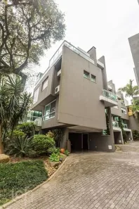 Casa de Condomínio com 3 Quartos à venda, 272m² no Vila Assunção, Porto Alegre