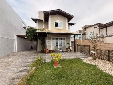 Casa com 3 Quartos à venda, 182m² no Coloninha, Florianópolis